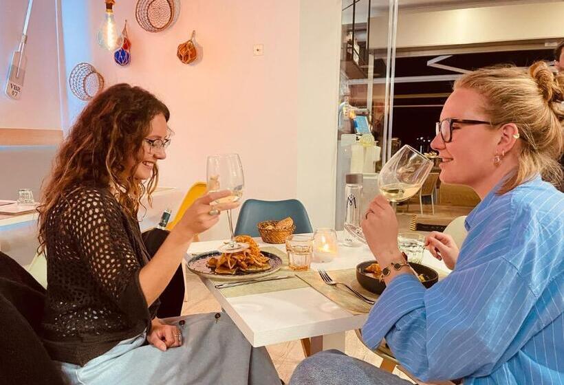 Отель Boutique Minister 4sup