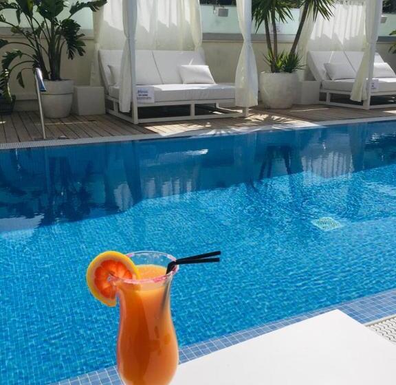 Отель Boutique Minister 4sup