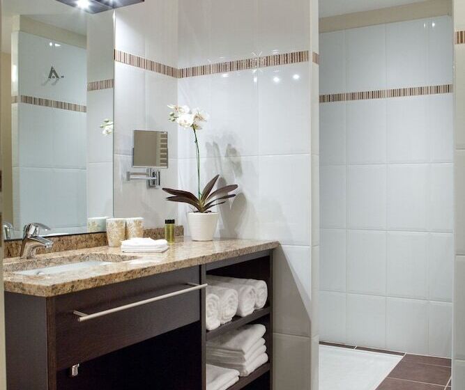 בית מלון כפרי Burgevin