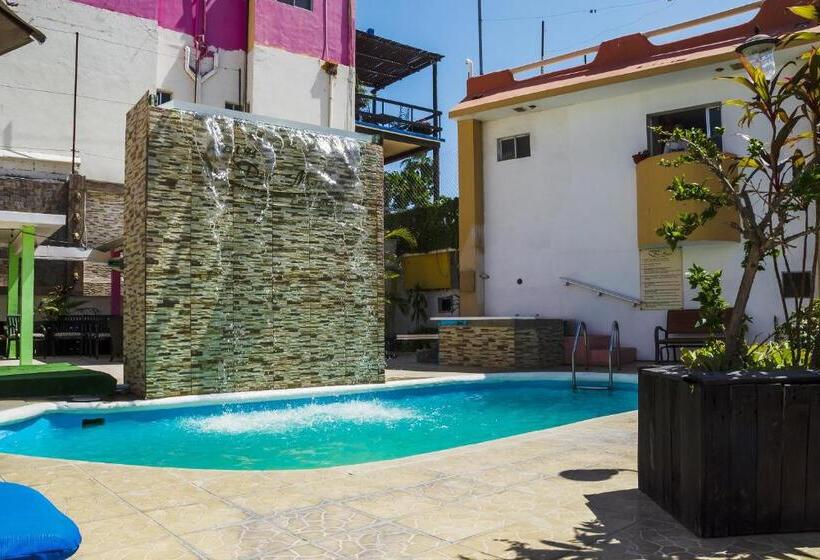 Capital O Hotel Dos Mares, Cabo San Lucas