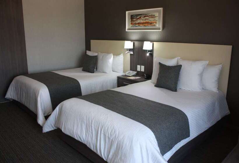 Отель Casa Inn Galerias Celaya