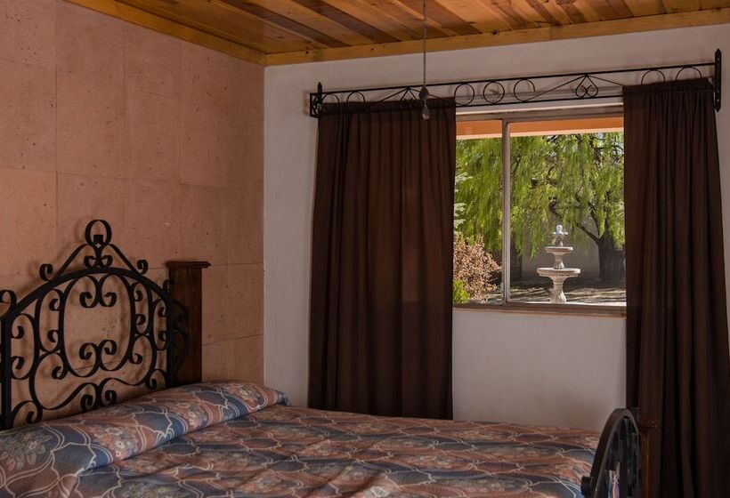 בית מלון כפרי Cascada Inn