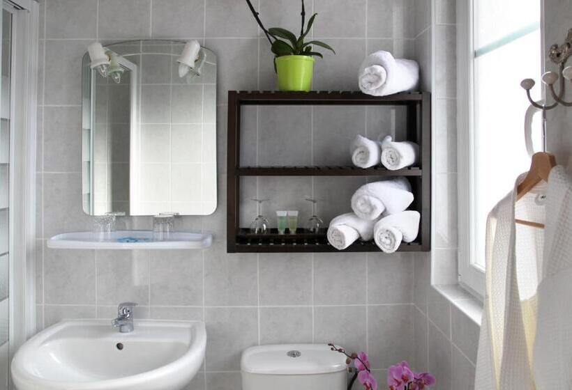 Отель Castel De Siam