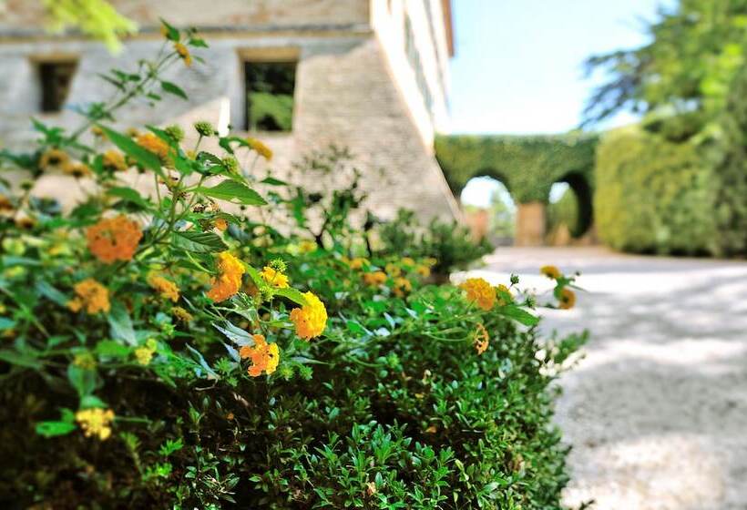 בית מלון כפרי Castello Di Monterado