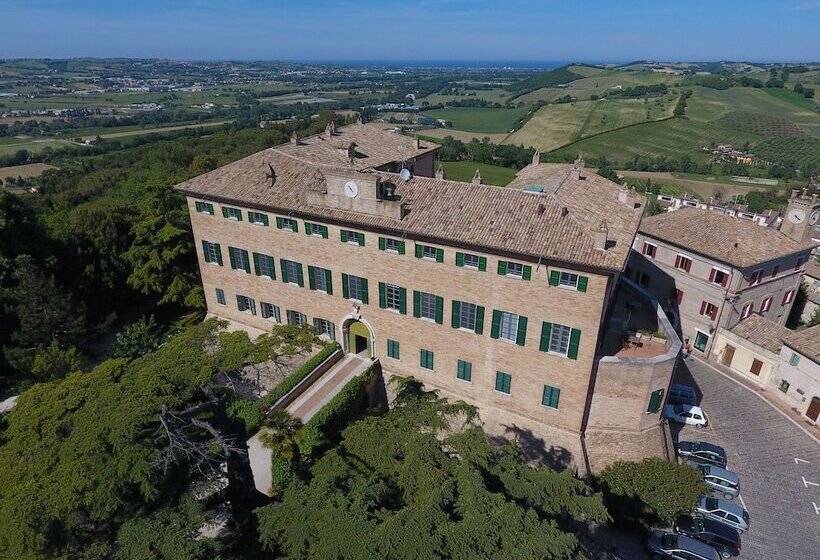 בית מלון כפרי Castello Di Monterado