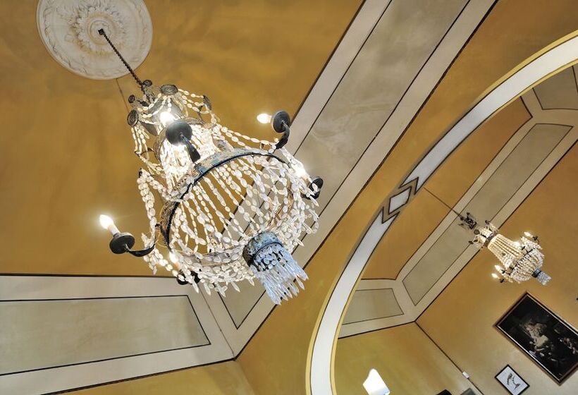 בית מלון כפרי Castello Di Monterado