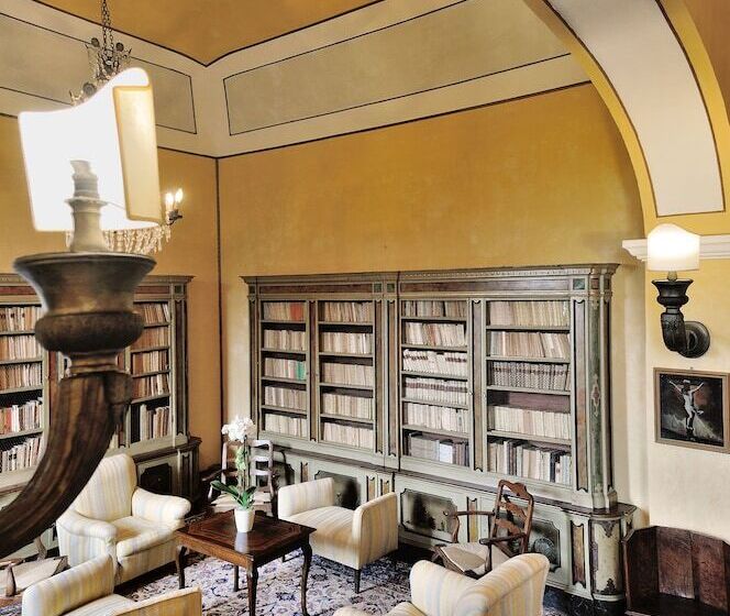 בית מלון כפרי Castello Di Monterado