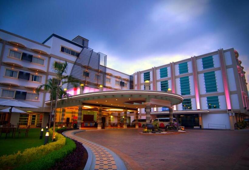 هتل Centro Puerto Princesa Near Airport