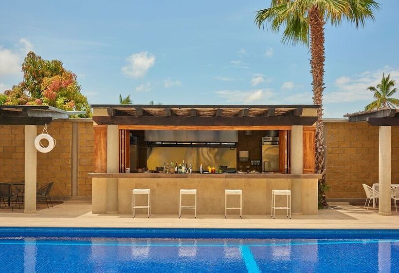 فندق City Express Plus By Marriott Cabo San Lucas