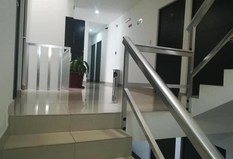 בית מלון כפרי Clamont Suites