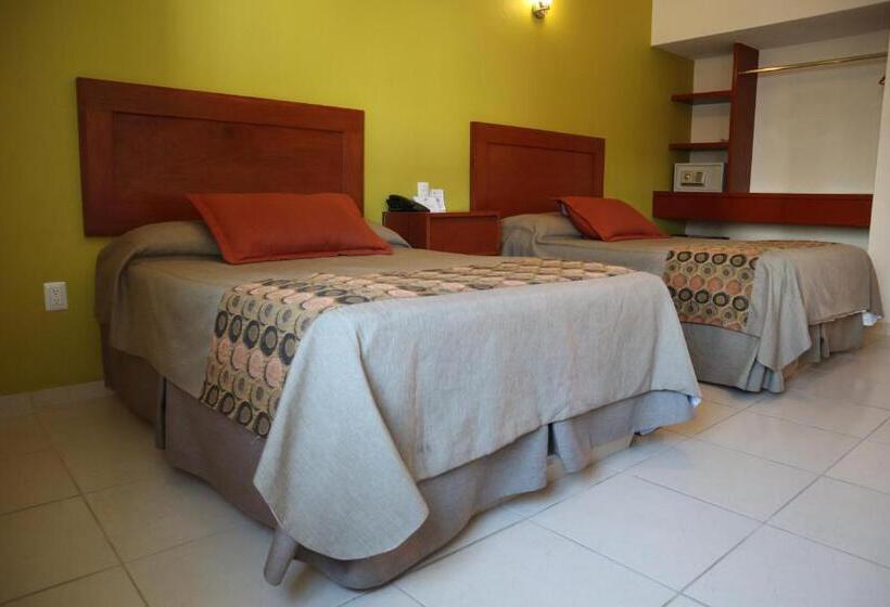 فندق Concierge Plaza La Villa