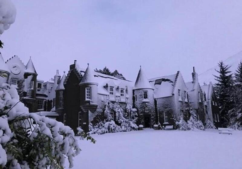 فندق Dalmunzie Castle