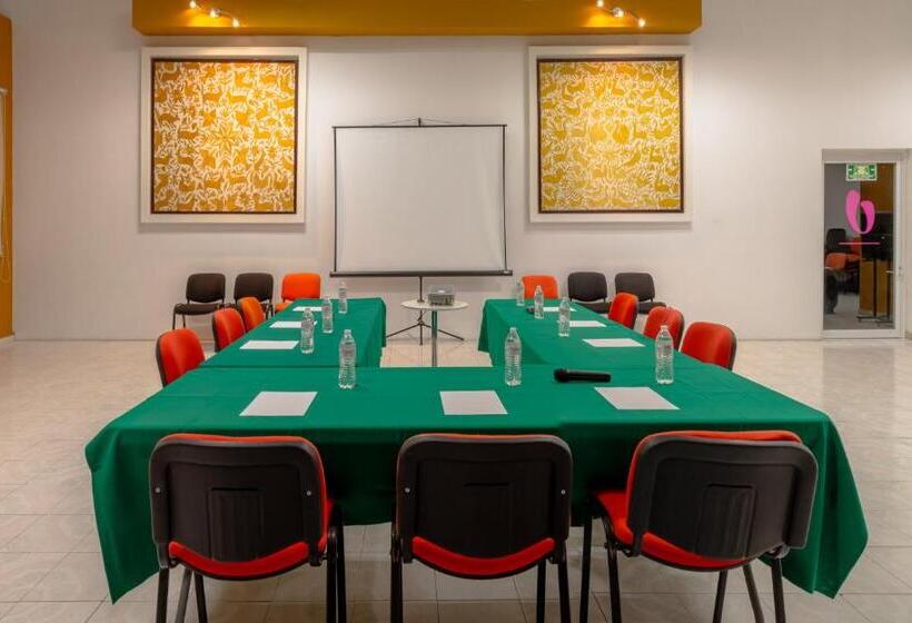 فندق Del Valle Inn