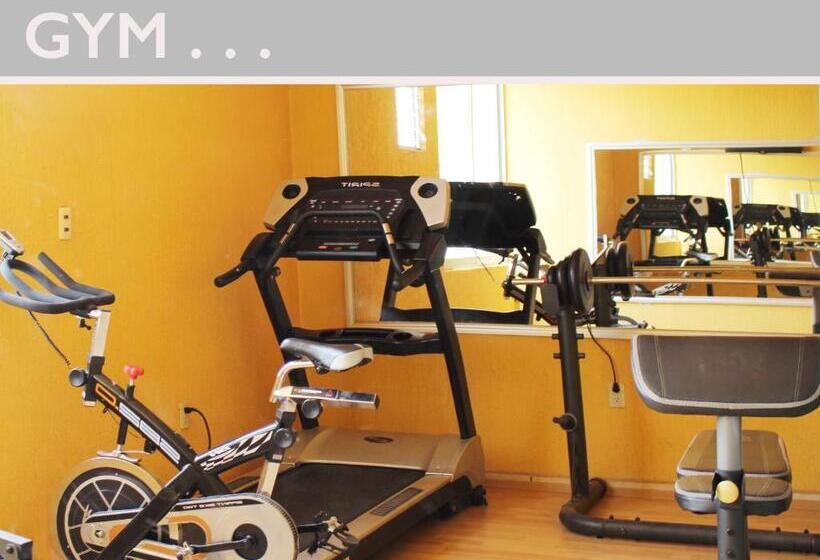 فندق Del Valle Inn