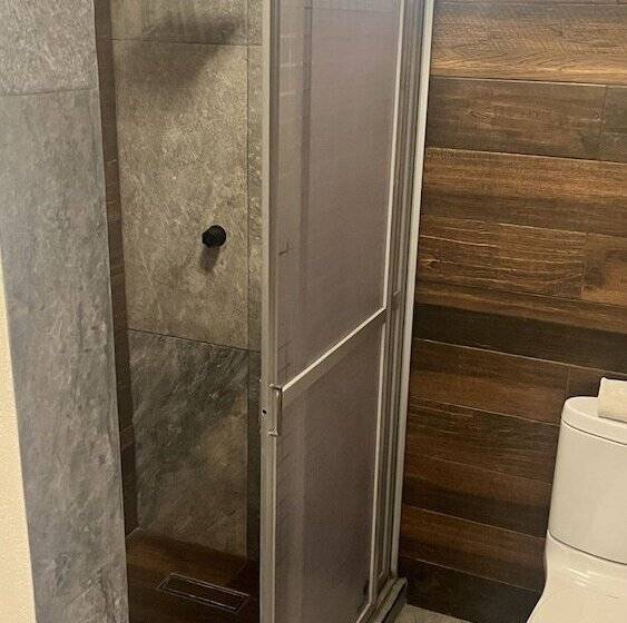 فندق Del Valle Inn