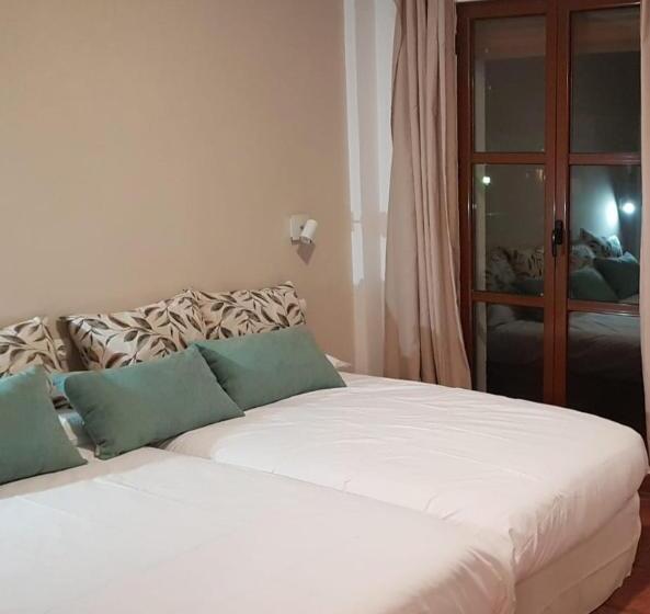 Отель El Picón De Sierra Nevada