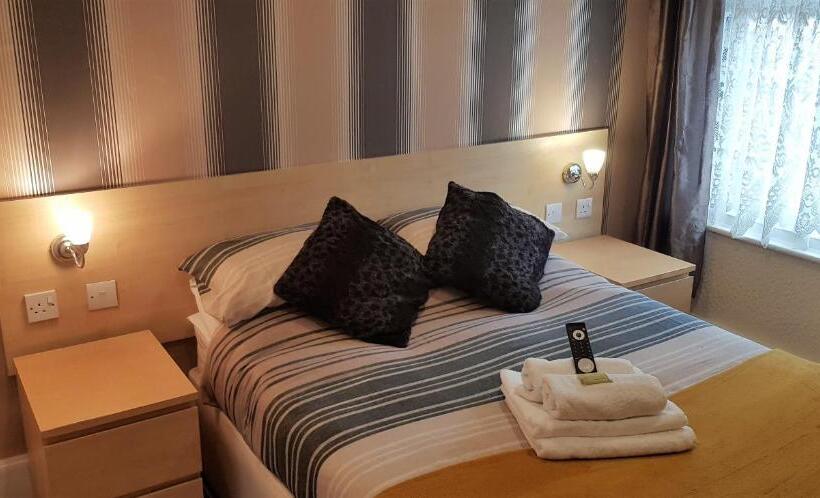 Отель Grange House