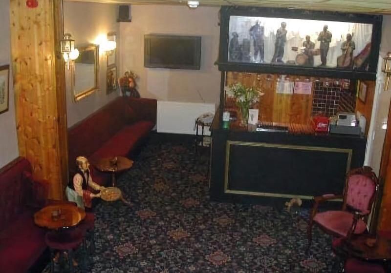 Отель Grange House