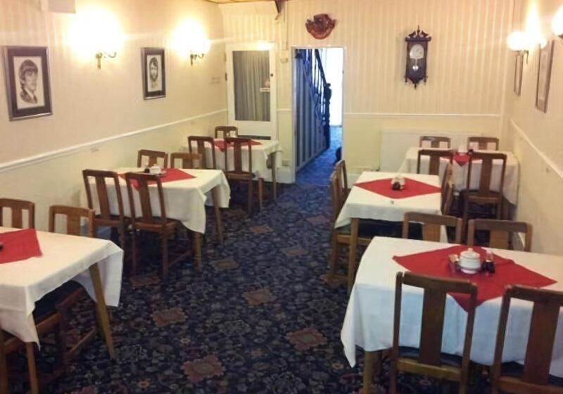 Отель Grange House