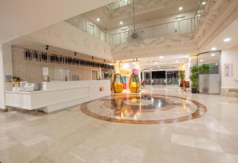 ホテル Fun&sun Smart Hane Sun