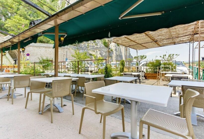 בית מלון כפרי Hôtel De La Citadelle