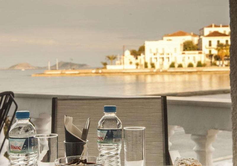 בית מלון כפרי Klimis