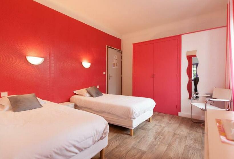 Le Pavillon Bleu Hotel Restaurant