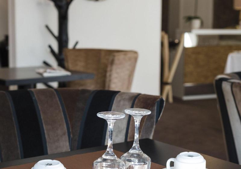 فندق Le Saint Louis