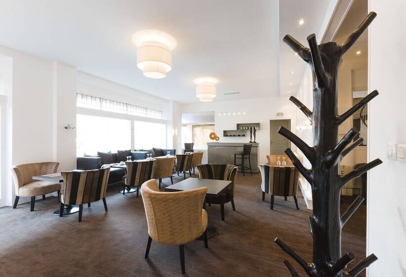 فندق Le Saint Louis