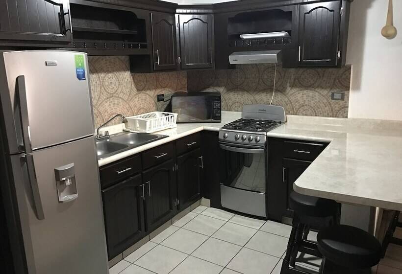 ホテル Los Valles