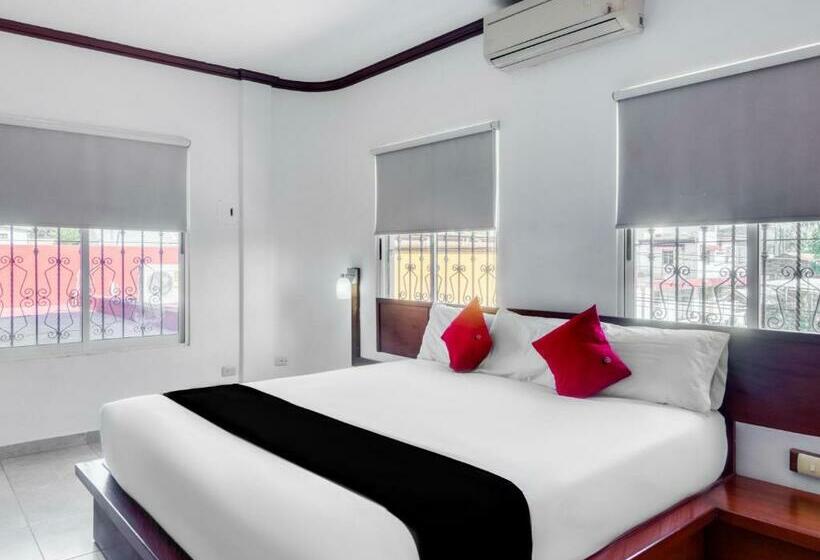 Monte Salerno Hotel & Suites