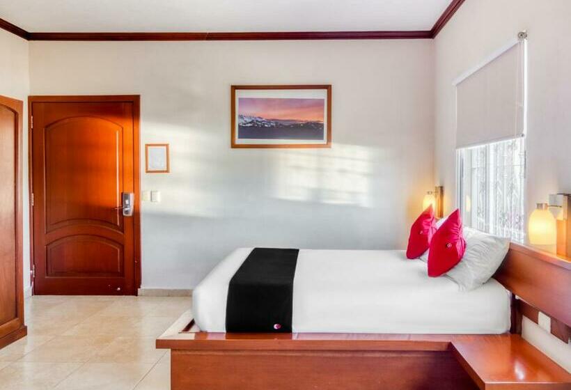 Monte Salerno Hotel & Suites