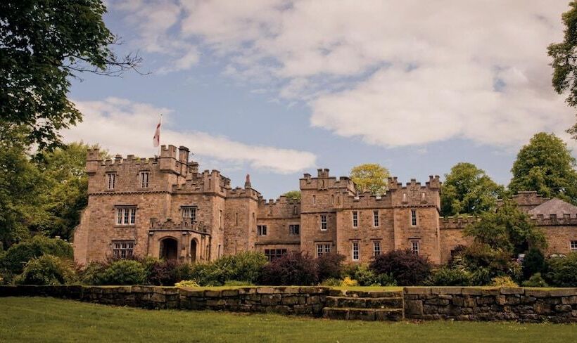 فندق Otterburn Castle