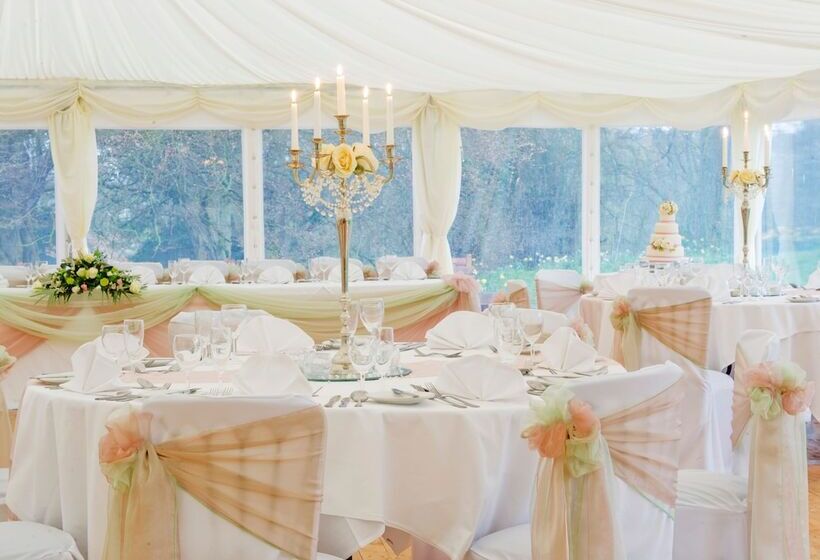 فندق Otterburn Castle