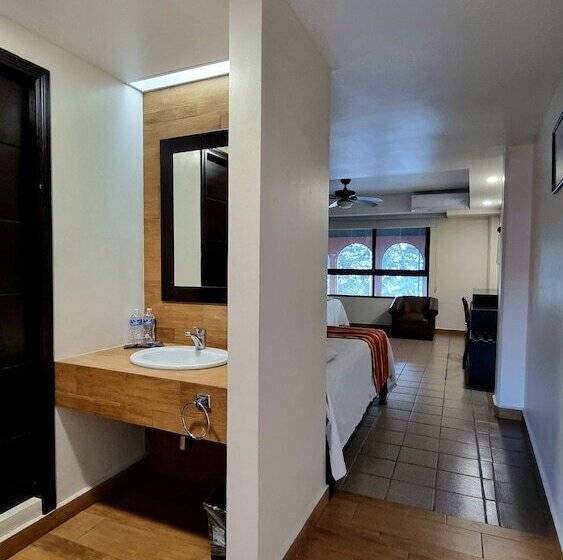 فندق Playa Cristal