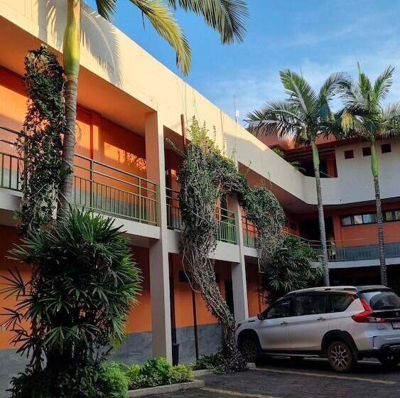 فندق Playa Cristal