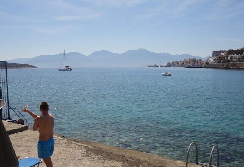 ホテル Polydoros Appartments