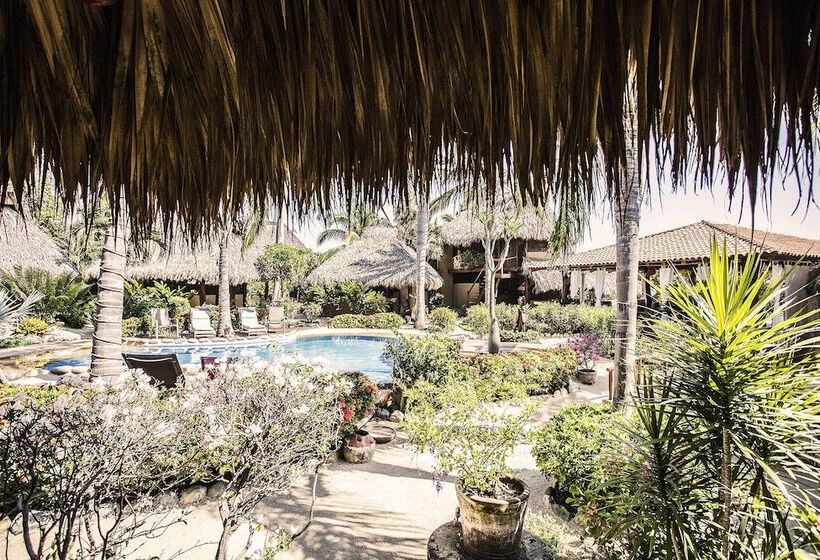 호텔 Present Moment Retreat