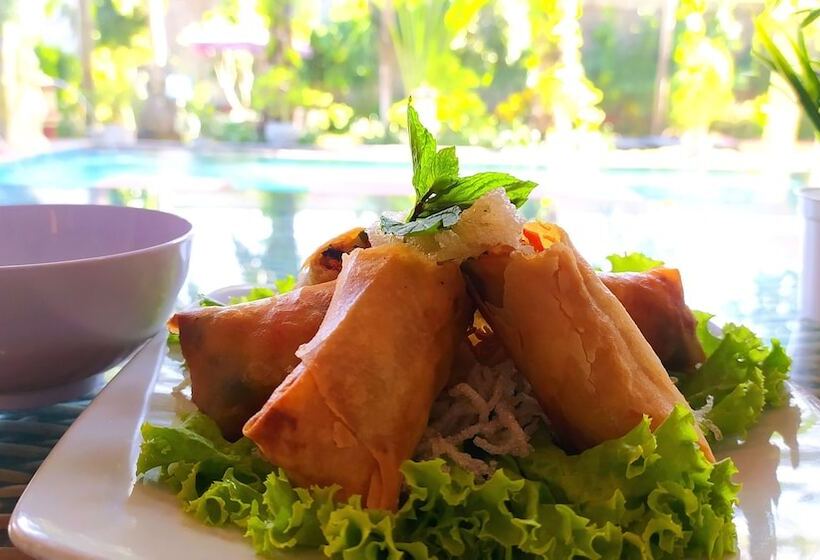 酒店 Puri Saron Denpasar