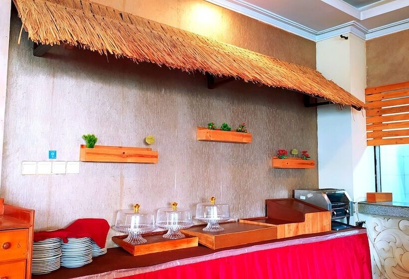 호텔 Puri Saron Denpasar