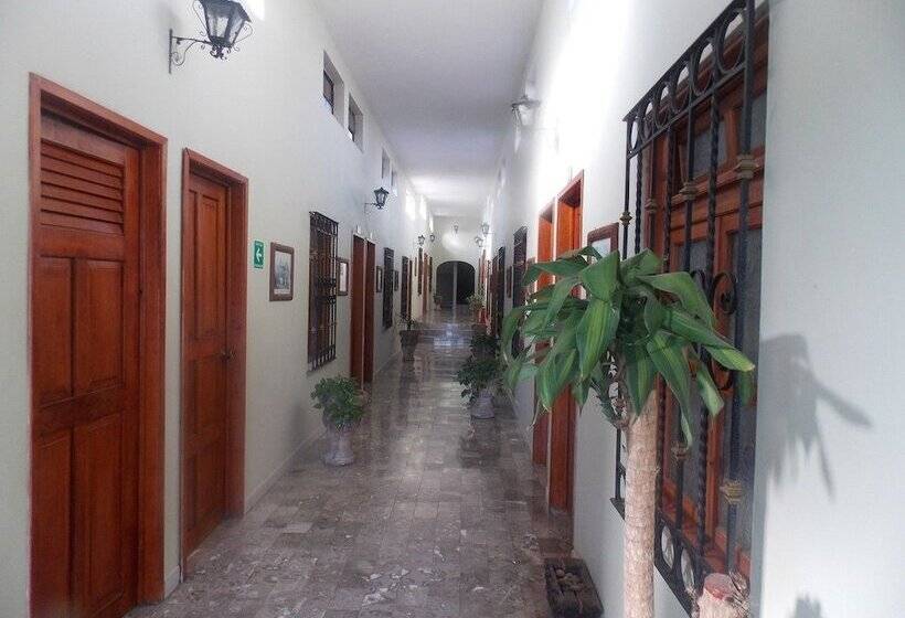 Отель Real Del Monte