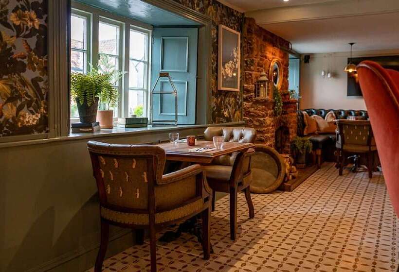 호텔 The Ring O Bells