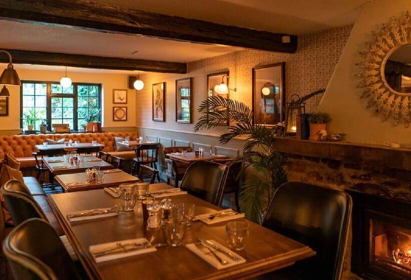 호텔 The Ring O Bells