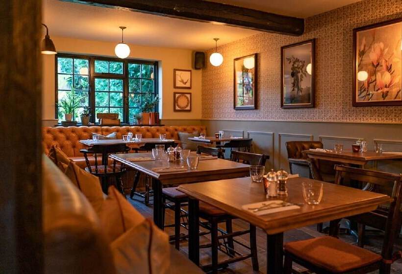 호텔 The Ring O Bells