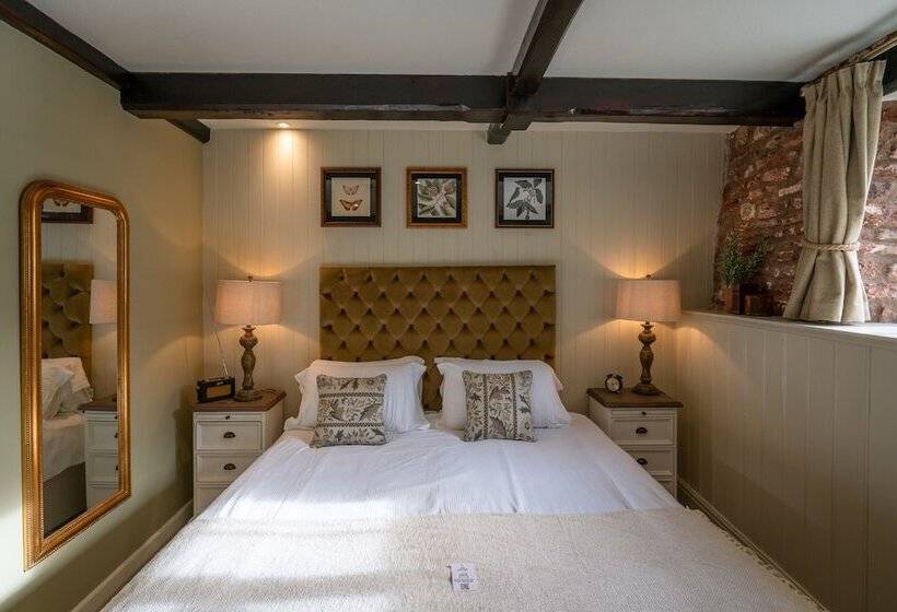 호텔 The Ring O Bells