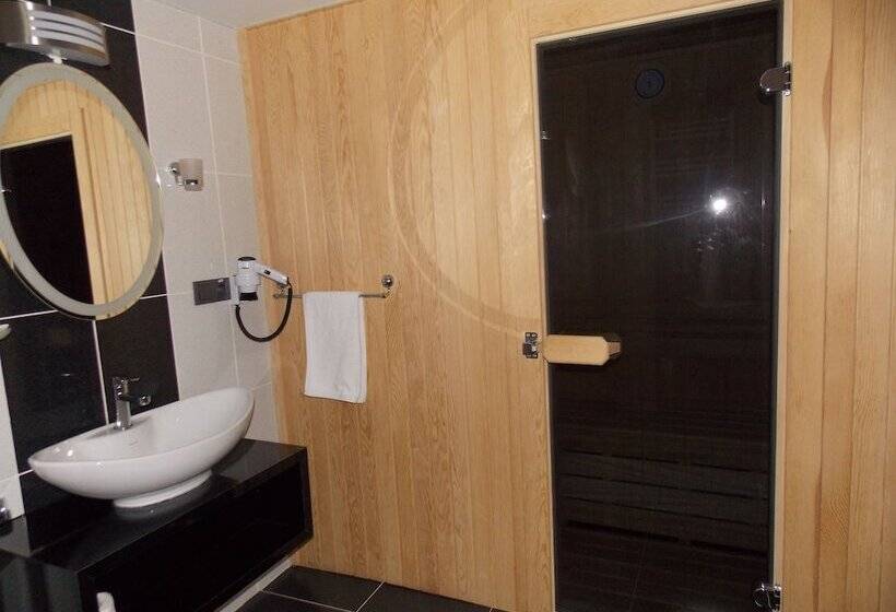 בית מלון כפרי Royal Ramblas Resort & Spa