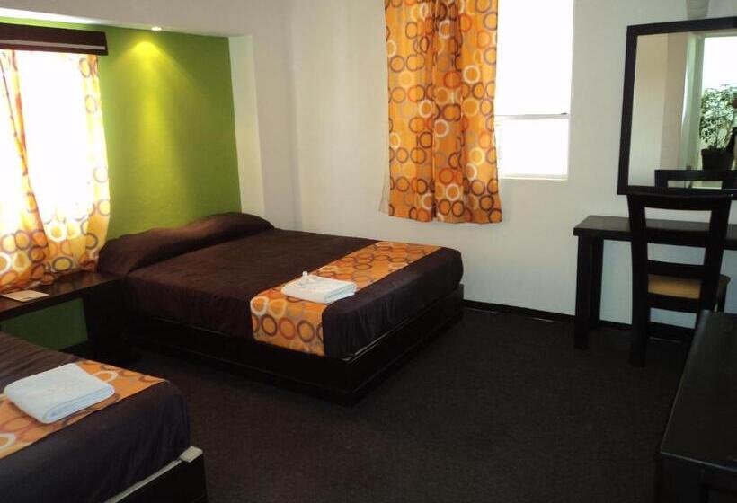 בית מלון כפרי Santa Cruz Mochis