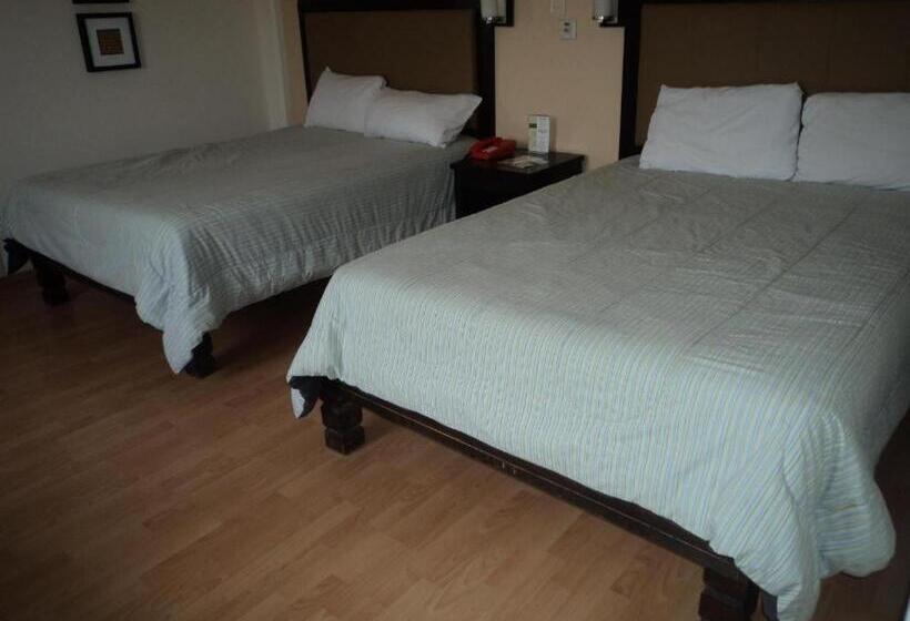 בית מלון כפרי Santa Cruz Mochis