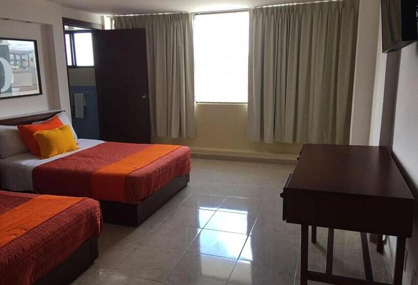 فندق Santa Lucia Del Bosque