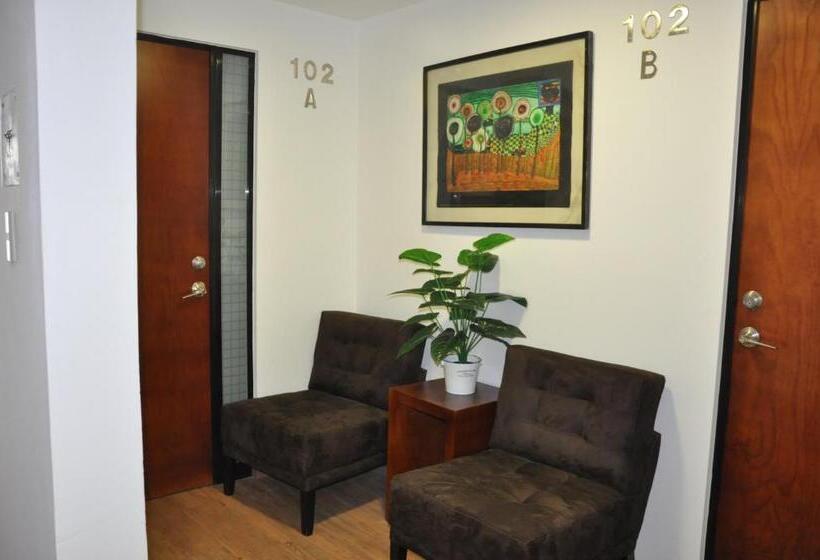 فندق Santa Lucia Del Bosque